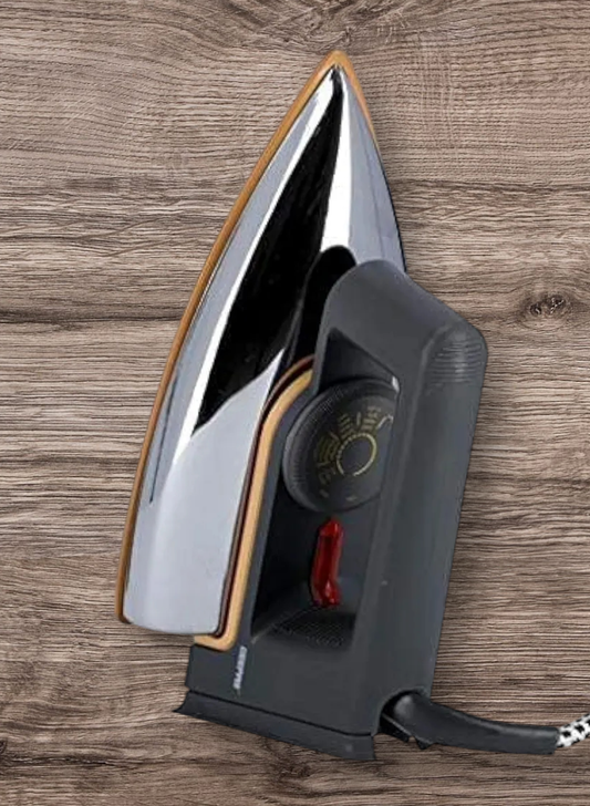 Geepas Light Weight Dry Iron