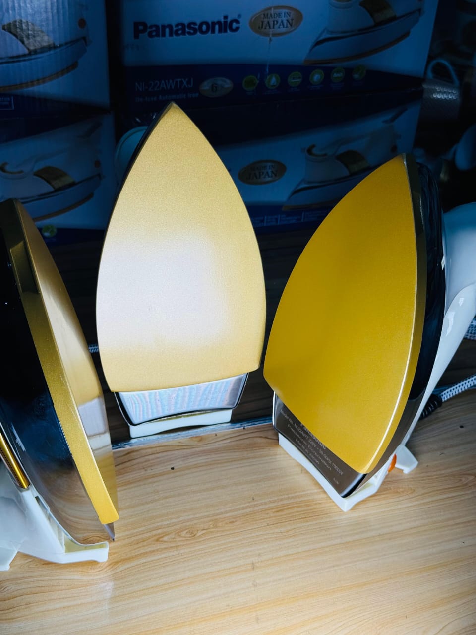 Japan Lot Imported Panasonic Orignal Dry Iron ( 5 )  year warranty